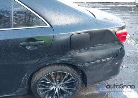 2013 Toyota Camry Le z USA, uszkodzony, nr VIN 4T4BF1FK7DR302164